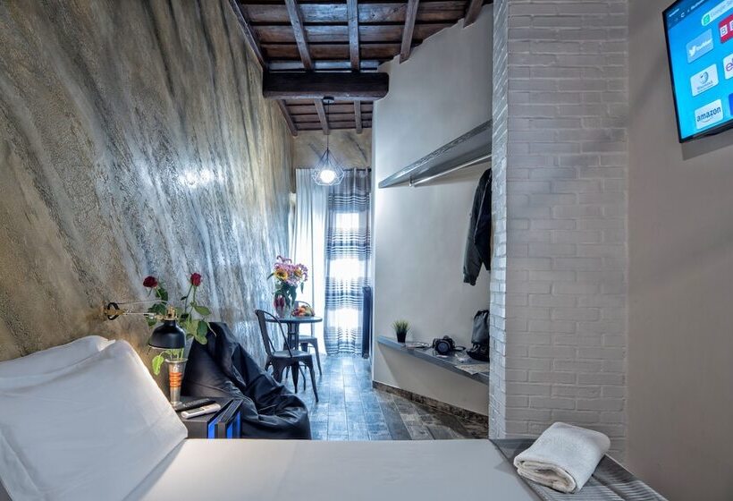 اتاق سوپریور, Starhome Navona