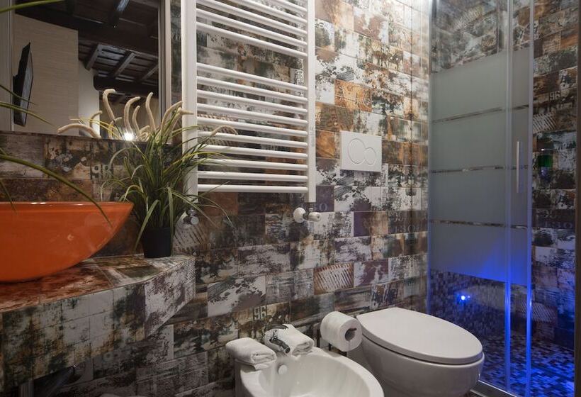 اتاق سوپریور, Starhome Navona