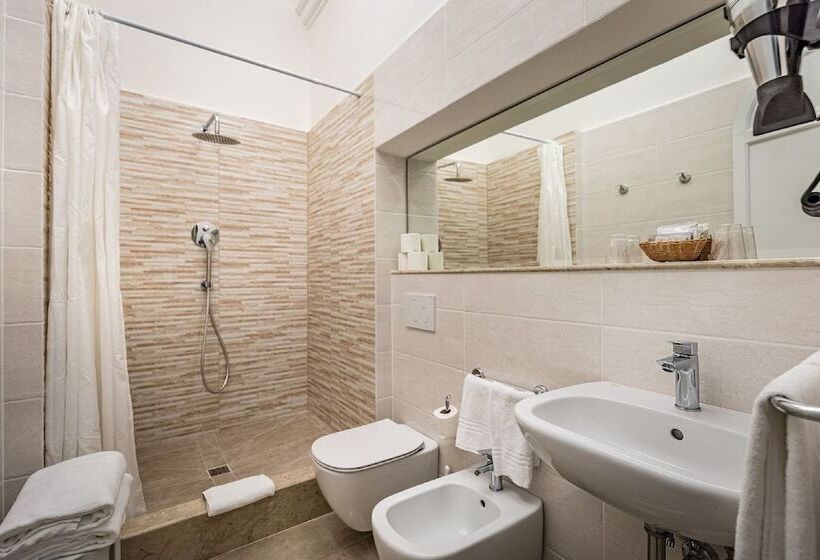 اتاق لوکس خانوادگی, Residenza Alessandra