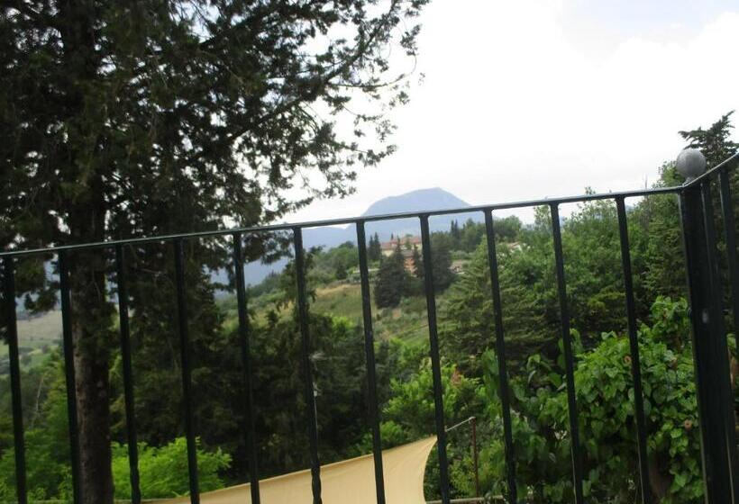 اتاق استاندارد با چشم‌انداز کوهستان, Colle Sul Lago