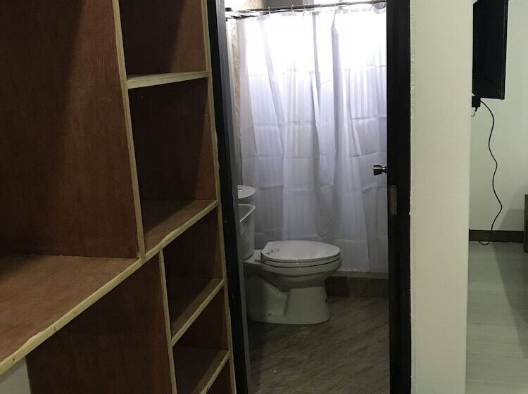 اتاق استاندارد, Seabreeze Beach Lodge