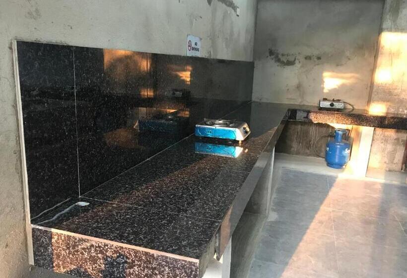 اتاق خانوادگی, Seabreeze Beach Lodge