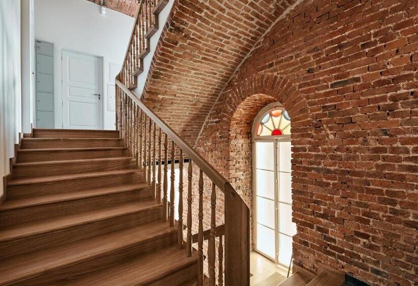 آپارتمان لوکس 1 خوابه, St Agnes Apartments Old Town