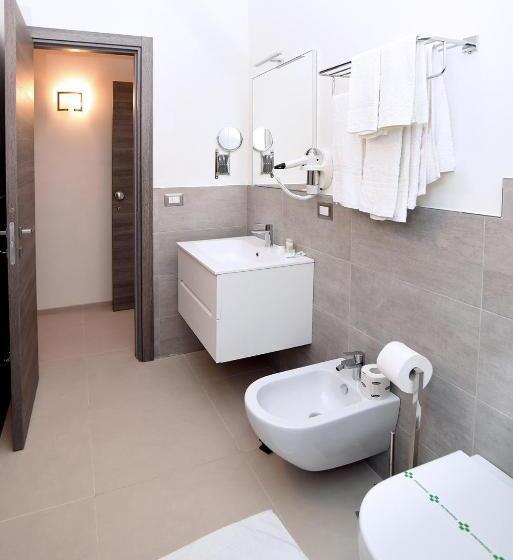 اتاق عادی, The Stunning B&b