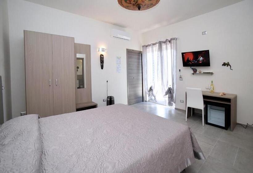 اتاق سوپریور با چشم‌انداز دریا, The Stunning B&b