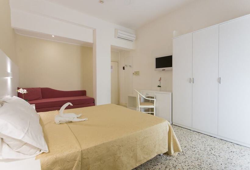 اتاق استاندارد سه نفره, Boutique & Spa Sirena