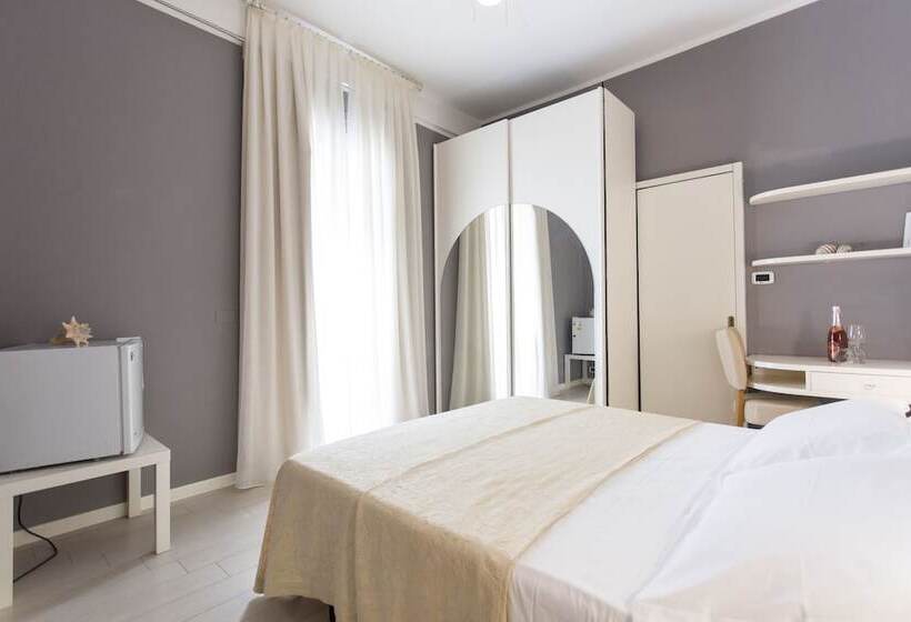 اتاق استاندارد سه نفره, Boutique & Spa Sirena