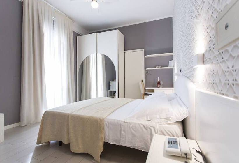 اتاق استاندارد سه نفره, Boutique & Spa Sirena