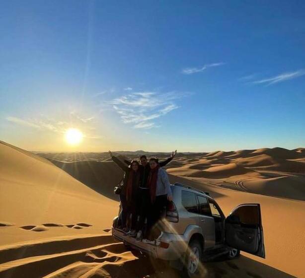 اتاق لوکس, Restaurant Dar Al Madina