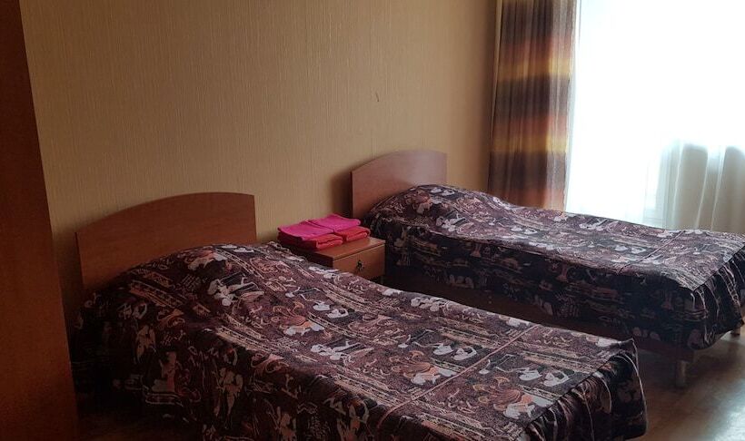 带共用浴室的标准房间, Yubileinaya Hotel   Hostel