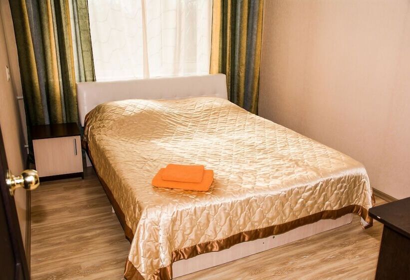 اتاق استاندارد یک تخته با سرویس بهداشتی مشترک, Yubileinaya Hotel   Hostel