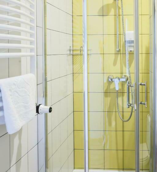 اتاق استاندارد, Safestay Warsaw Old Town