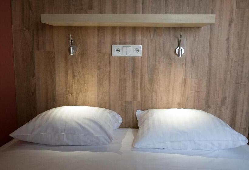 اتاق استاندارد, Safestay Warsaw Old Town
