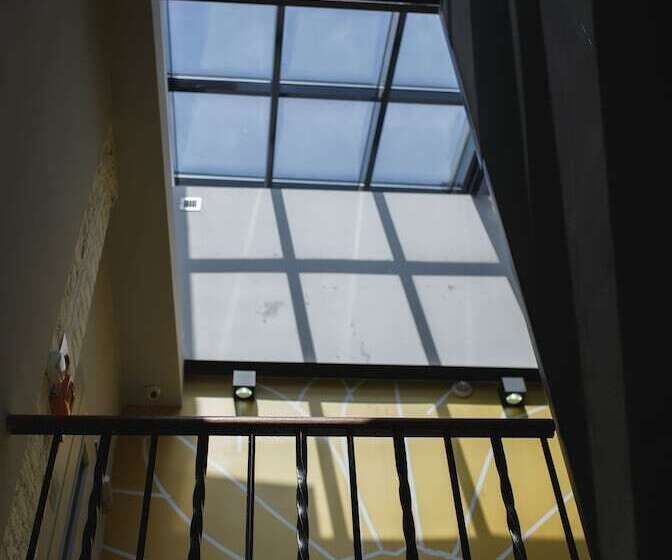 اتاق استاندارد, Safestay Warsaw Old Town