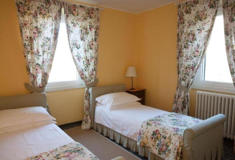خانه 4 خوابه, Agriturismo Castello Di Vezio