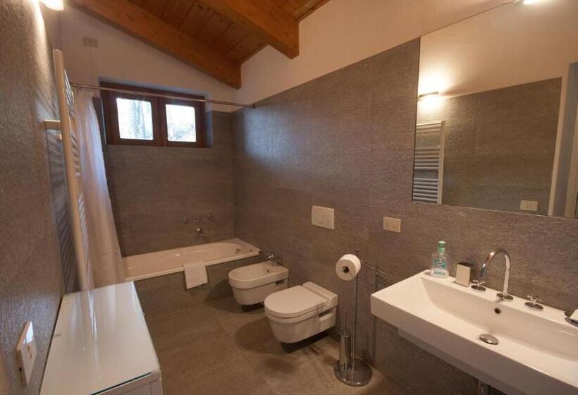 خانه 2 خوابه, Agriturismo Castello Di Vezio