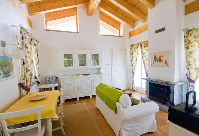 خانه 1 خوابه, Agriturismo Castello Di Vezio
