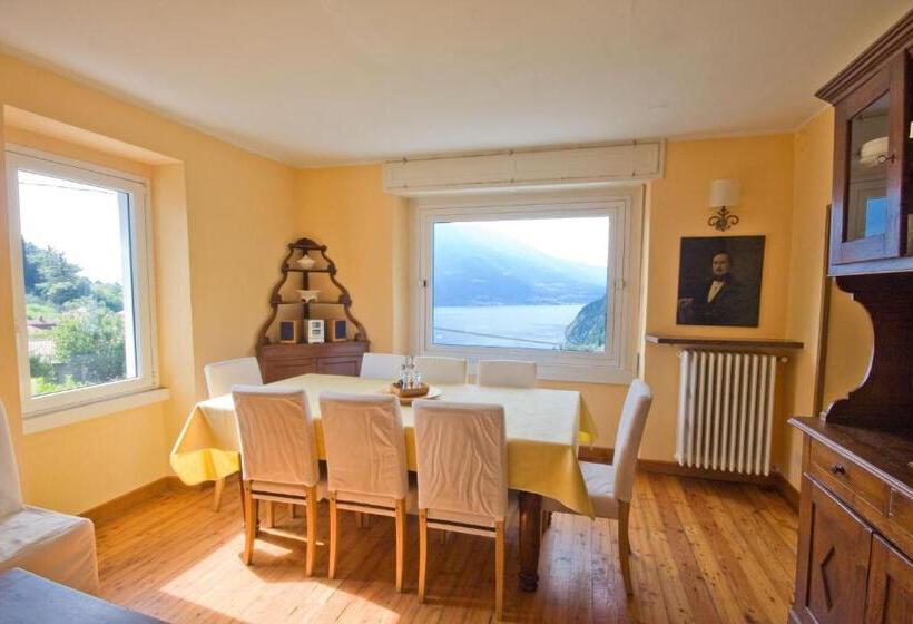 خانه 4 خوابه, Agriturismo Castello Di Vezio