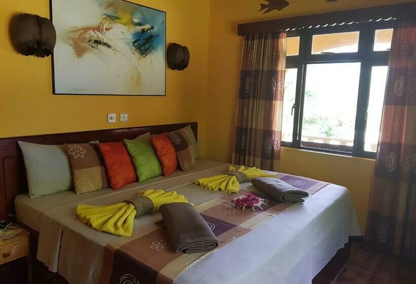 اتاق استاندارد, Anse Kerlan Beach Chalets