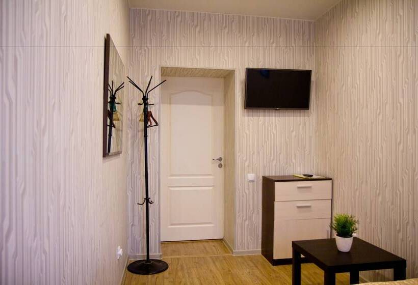اتاق اکونومی با حمام مشترک, Guest House Alyans