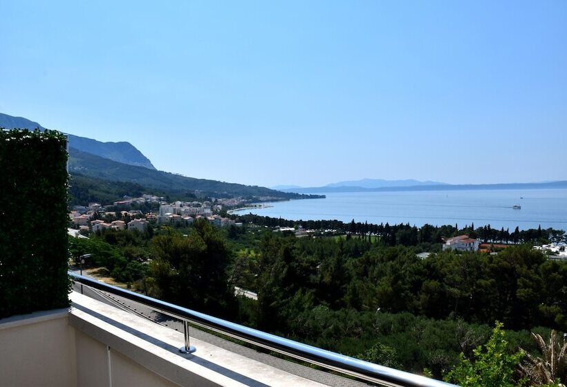 اتاق خانوادگی, Villa Mila