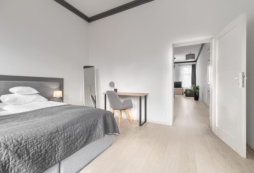 آپارتمان 1 خوابه با بالکن, Aparthotel Platinum