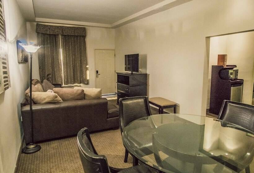 سوییت سوپریور, Barrokas Hotel & Suites