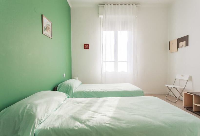 اتاق استاندارد سه نفره, B&b Bentivogli