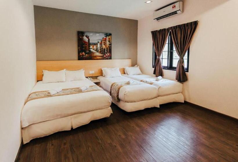 اتاق خانوادگی, Kertih Damansara Inn