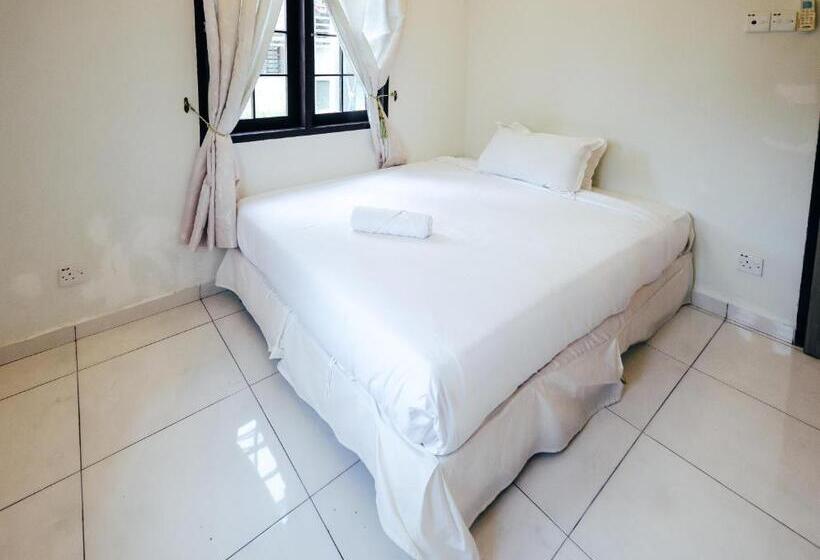 ویلای 4 خوابه, Kertih Damansara Inn