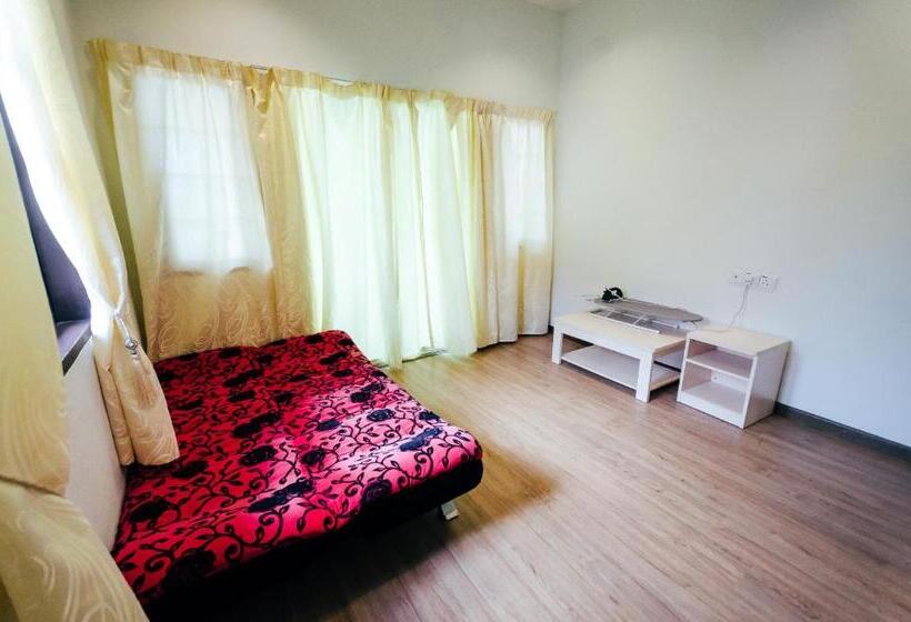 ویلای 4 خوابه, Kertih Damansara Inn