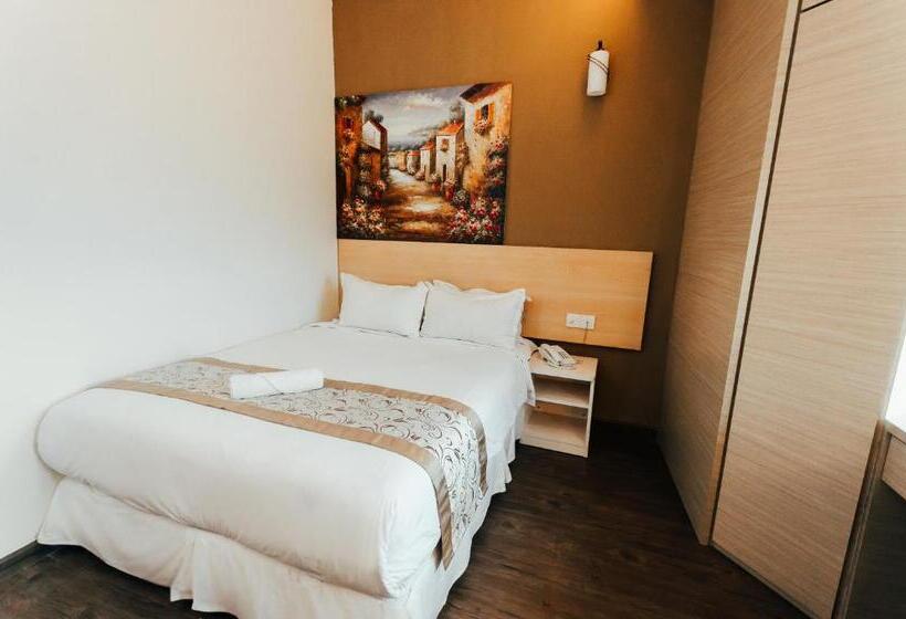 سوییت لوکس, Kertih Damansara Inn