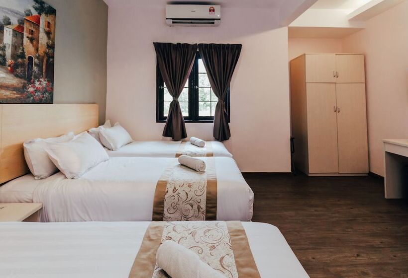 اتاق خانوادگی, Kertih Damansara Inn