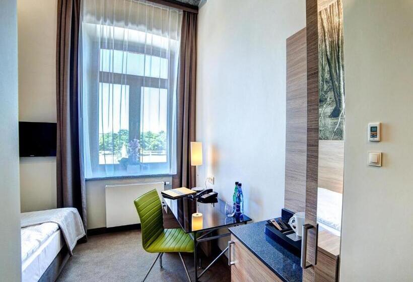 اتاق اکونومی یک تخته, Loft 1898