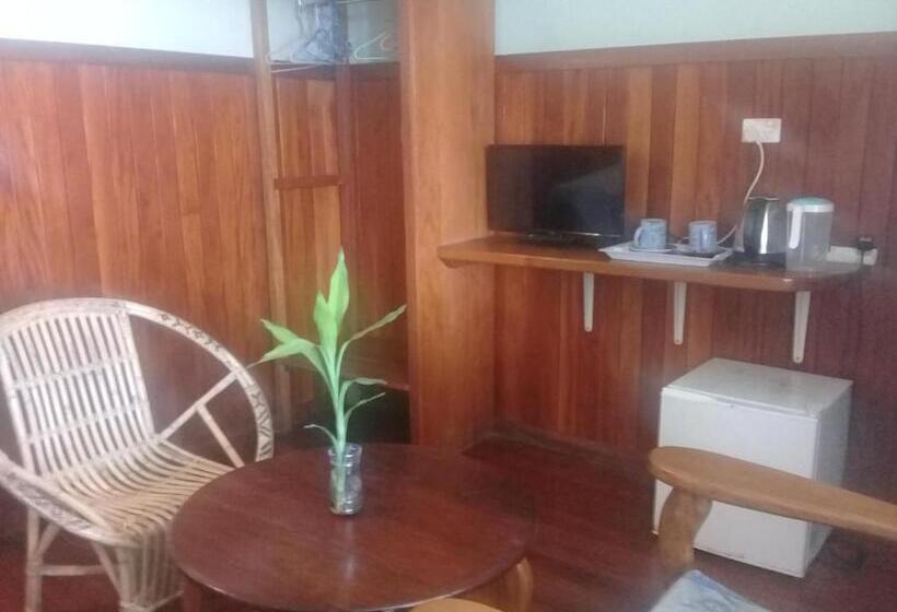 سوییت, Rekona Lodge