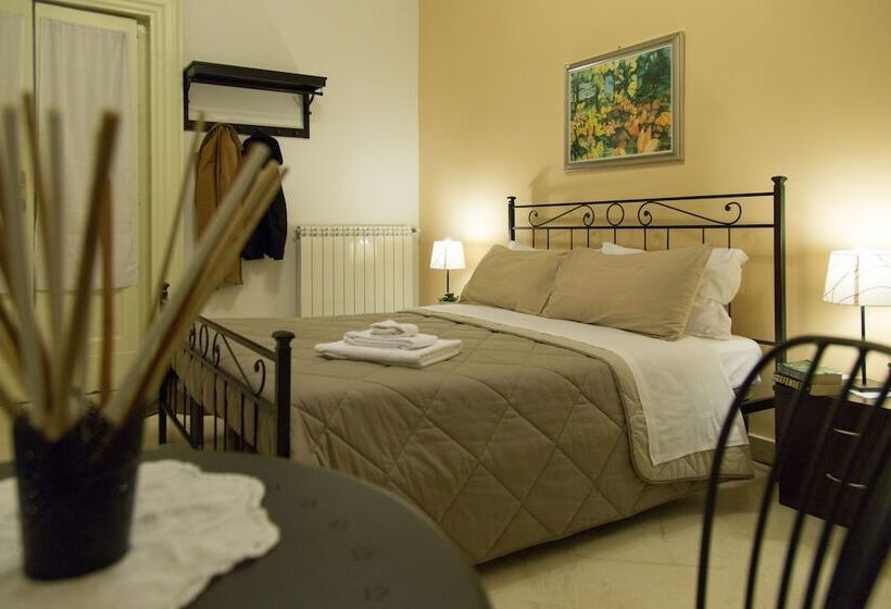 اتاق استاندارد با تخت دوبل, Catania Inn Rooms