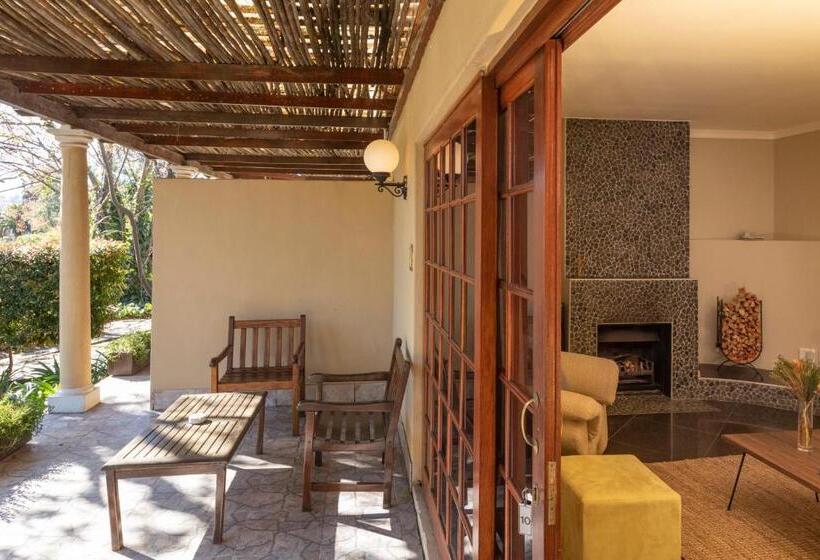 اتاق استاندارد, The Country Guesthouse
