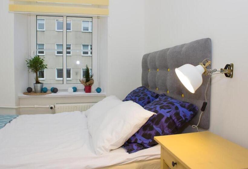 اتاق اکونومی, Chillout Hostel