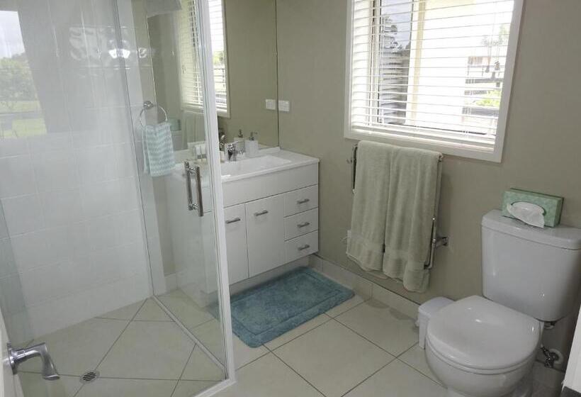 اتاق استاندارد با تخت بزرگ, Grasslands Bed & Breakfast