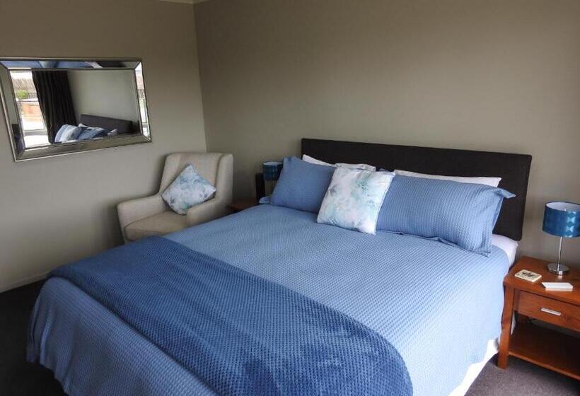 اتاق لوکس با تخت بزرگ, Grasslands Bed & Breakfast