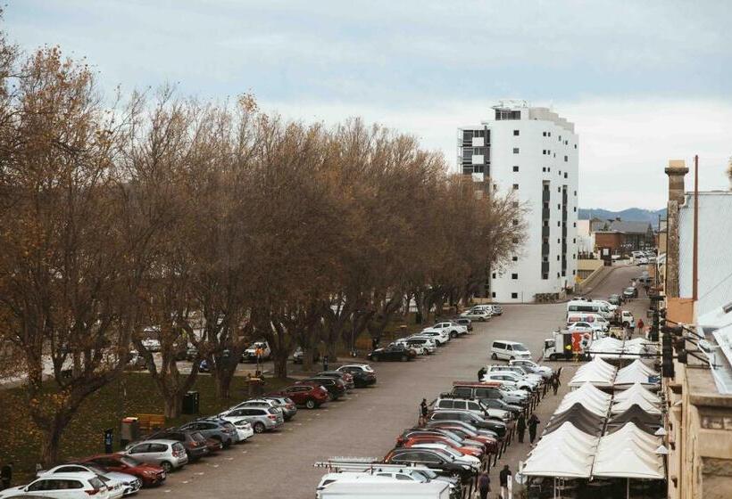 استودیوی لوکس, Salamanca Galleria Apartments