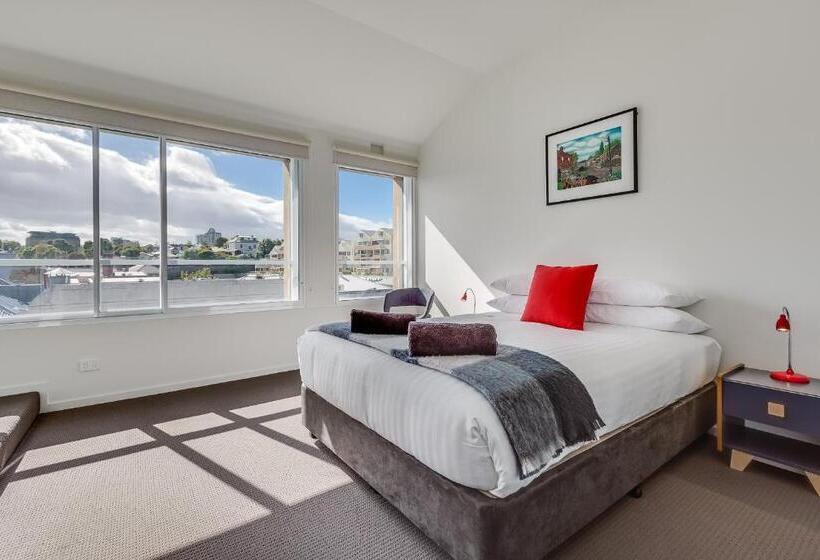 استودیوی استاندارد, Salamanca Galleria Apartments
