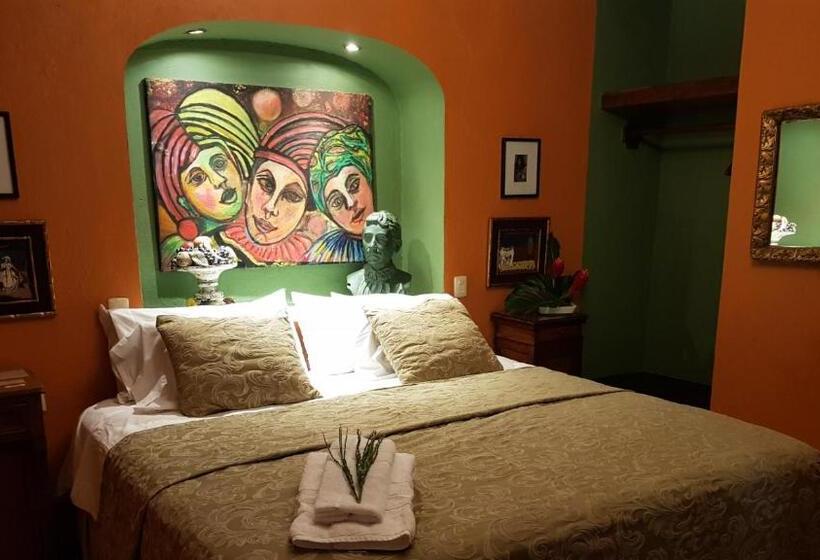 اتاق لوکس با تخت بزرگ, Boutique Casona Maya Mexicana