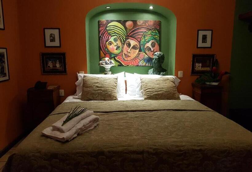 اتاق لوکس با تخت بزرگ, Boutique Casona Maya Mexicana