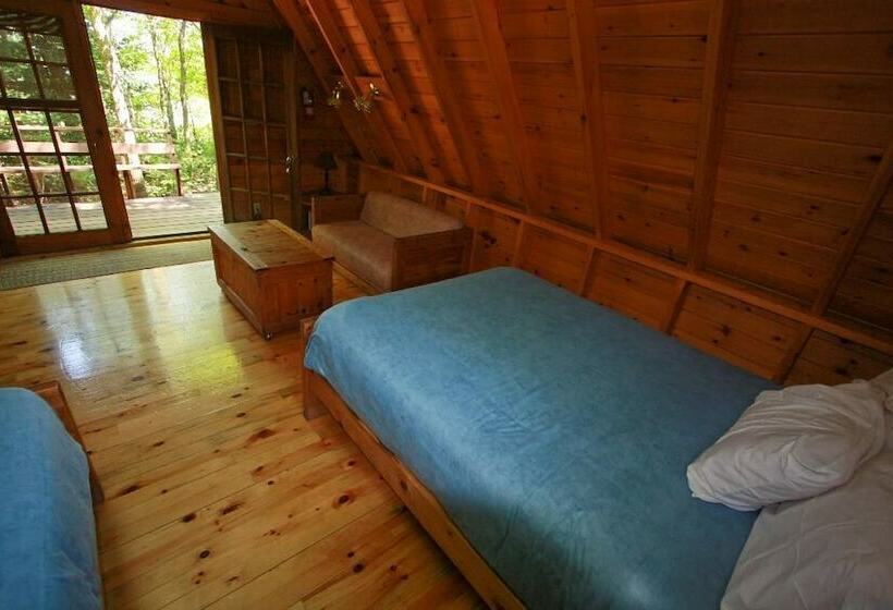 کلبه ییلاقی, Wilderness Tours Rafting Resort