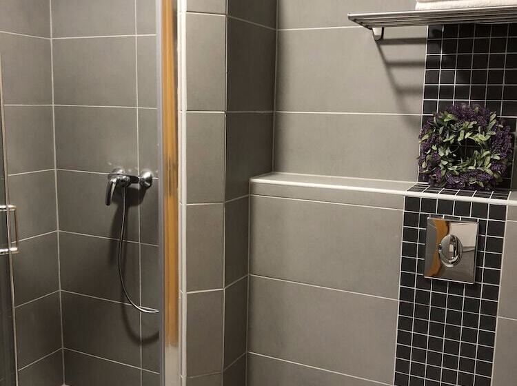 اتاق لوکس سه تخته, Rigótanya Relax & Wellness Panzió Bükfürdő
