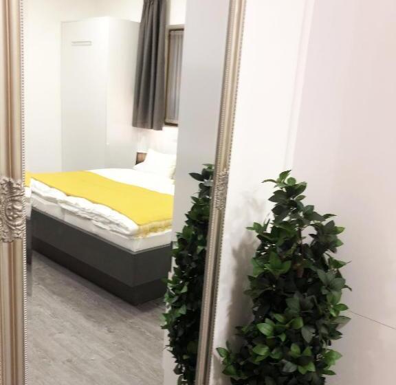 اتاق لوکس سه تخته, Rigótanya Relax & Wellness Panzió Bükfürdő