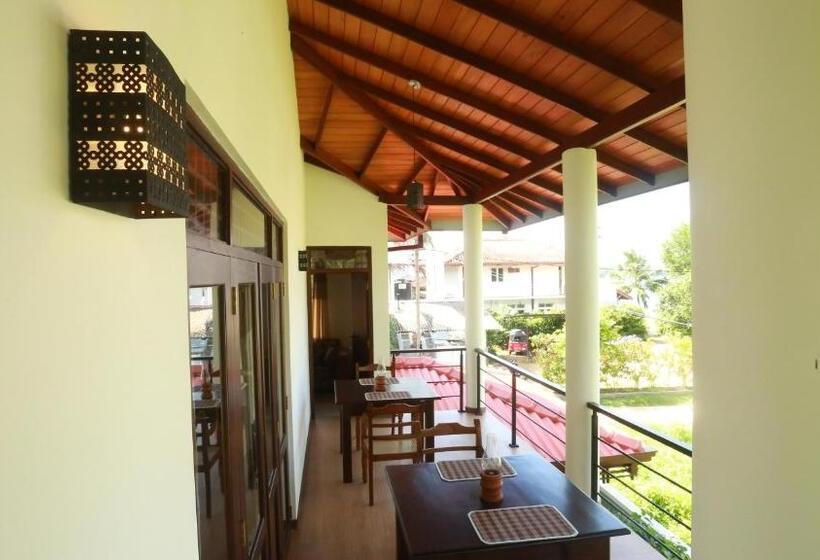 سوییت لوکس, River Breeze Villa Bentota