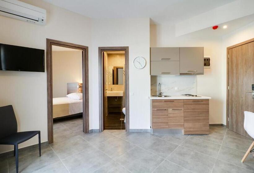 سوییت جونیور, Athens Comfort