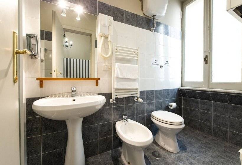 اتاق لوکس, Residenza Ottaviani Roma